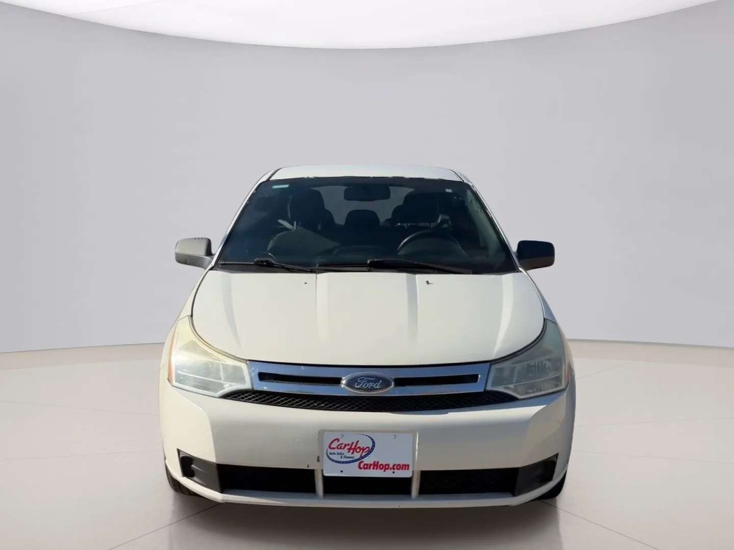 Used 2010 White Ford SE image 8