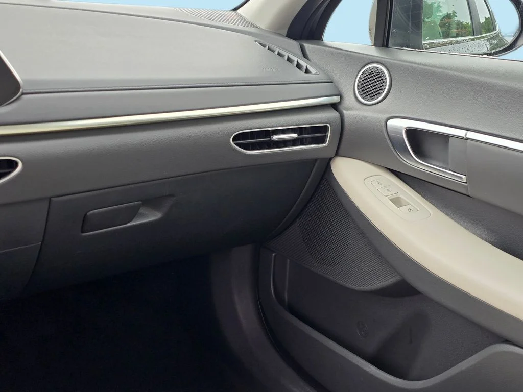 Used 2023 Blue Hyundai SEL image 20