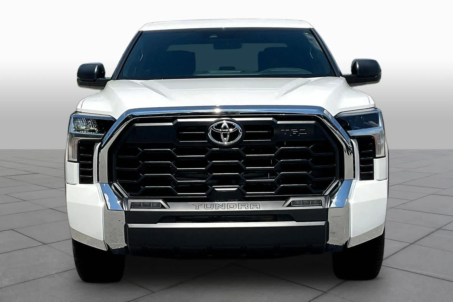 New 2026 Ice Cap Toyota SR5 image 3