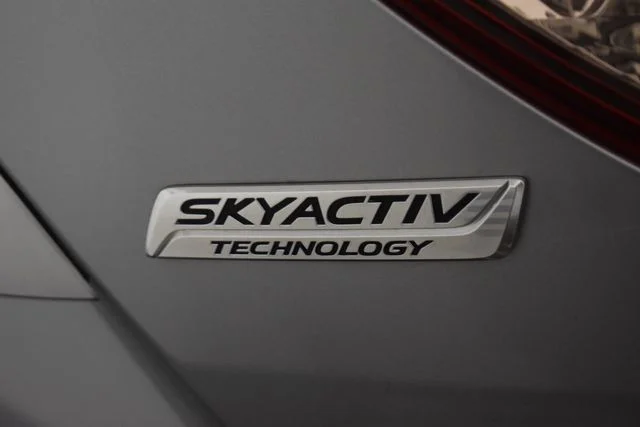 Used 2014 Silver Mazda Touring image 15