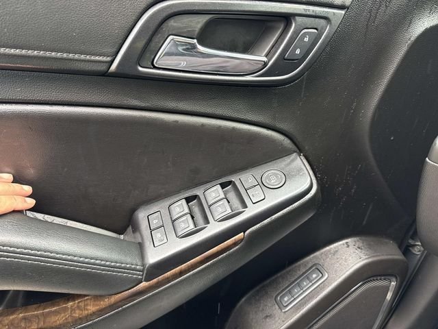 Used 2020 Gray Chevrolet LT image 26