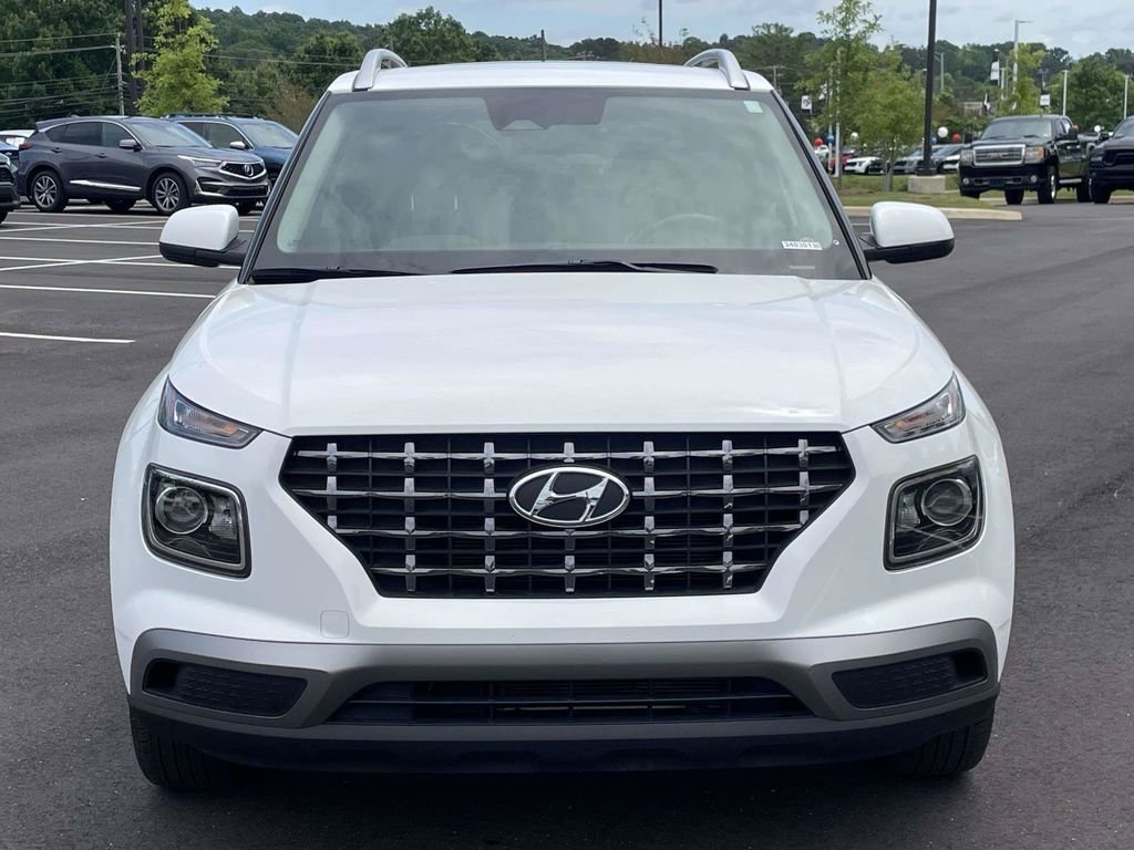 Used 2024 White Hyundai SEL image 8