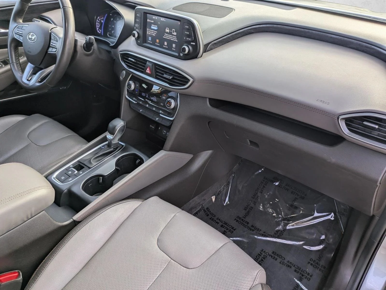 Used 2020 Shimmering Silver Pearl Hyundai SEL image 21