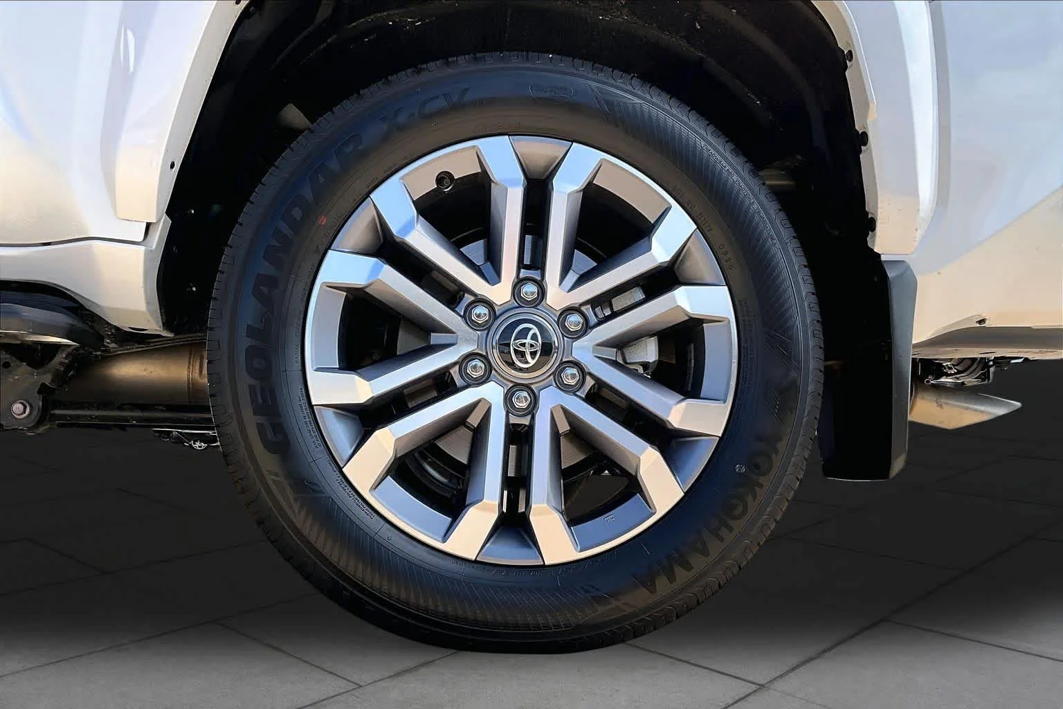 Used 2026 Wind Chill Pearl Toyota Limited image 11
