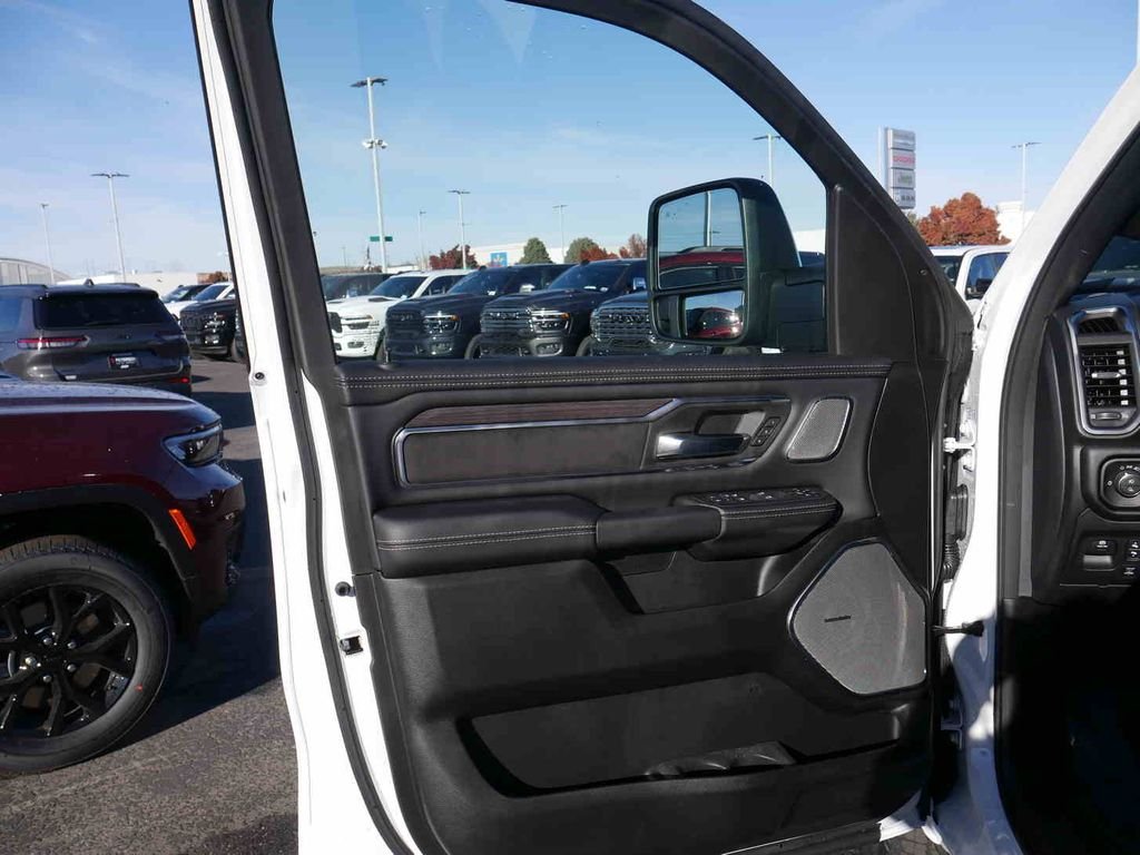 New 2026 Bright White Clear-Coat Exterior Paint RAM LARAMIE image 36