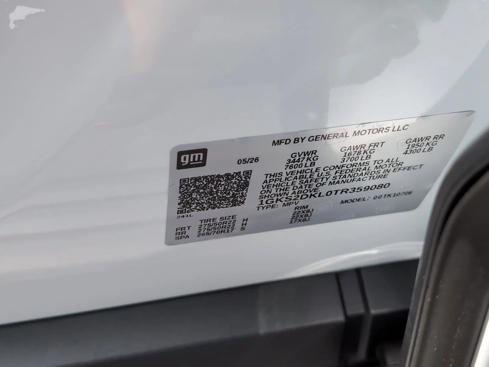 New 2026 Glacier White Tricoat GMC Denali image 38