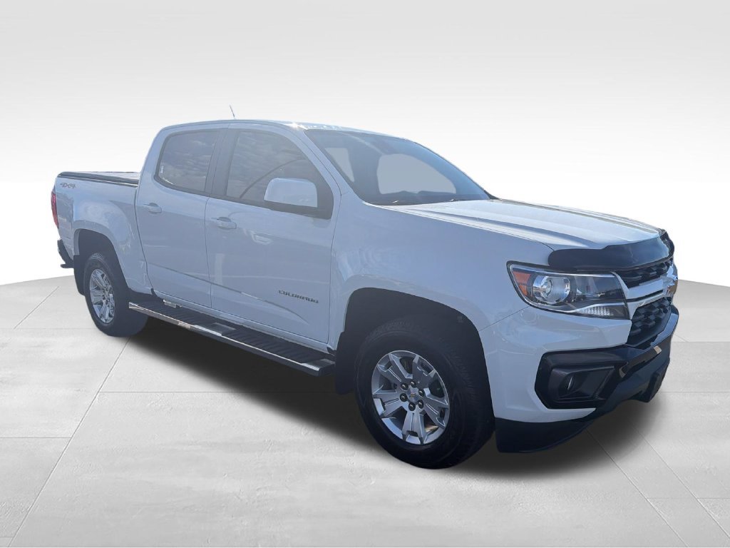 Used 2021 White Chevrolet LT image 7