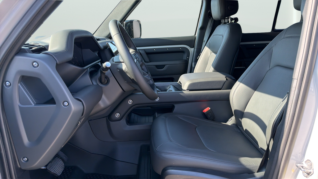 New 2026 Borasco Grey Land Rover X-Dynamic SE image 17