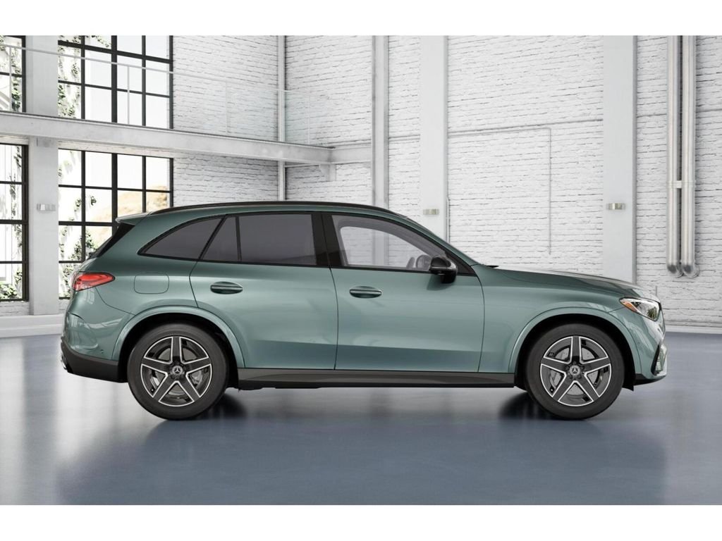 New 2027 Verde Silver Metallic Mercedes-Benz GLC 300 image 2