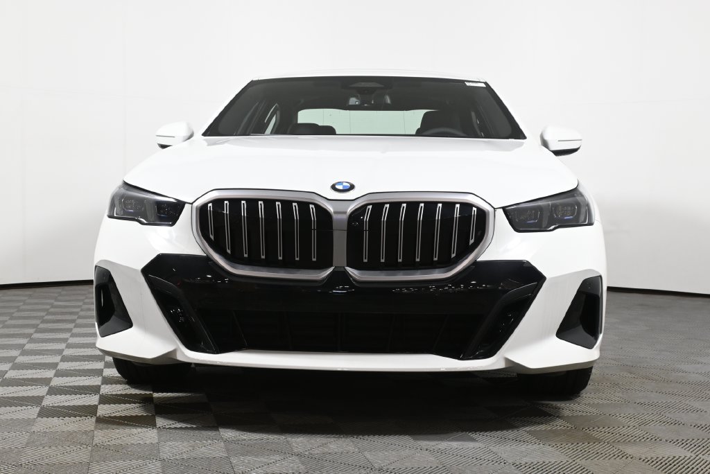 2026 BMW 5 Series 530i - Photo 10
