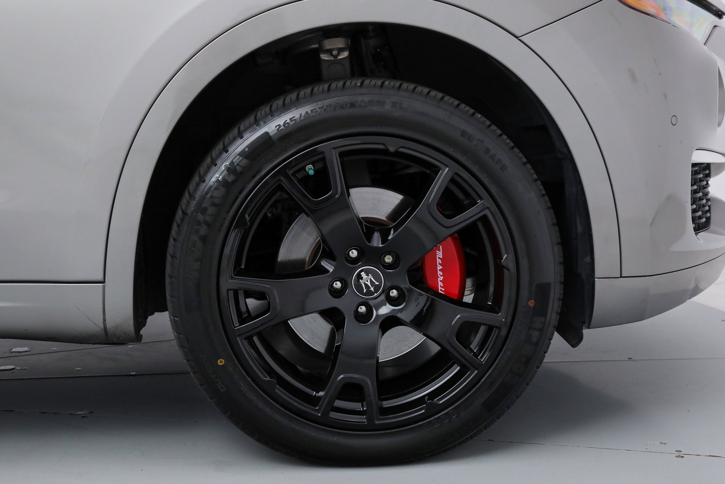 Used 2022 Gray Maserati GT image 22