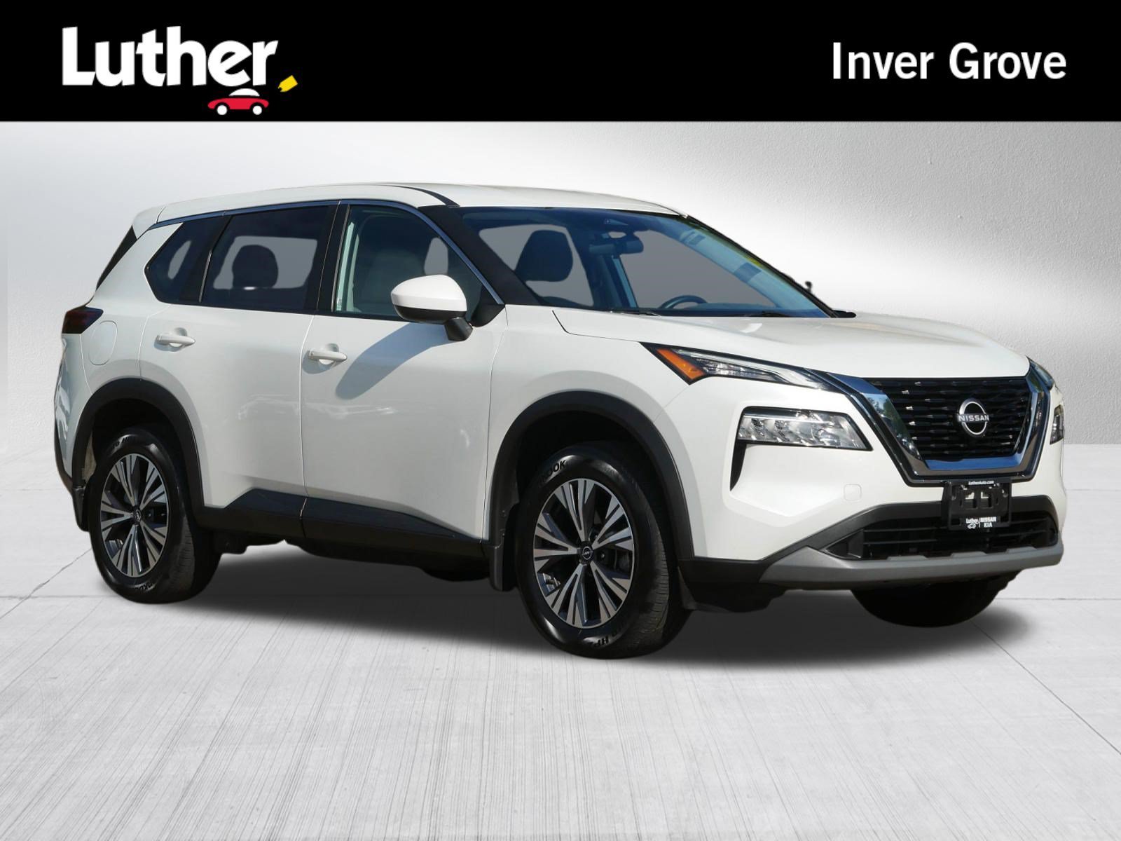 Certified Used 2023 Pearl White Tricoat Nissan SV image 1