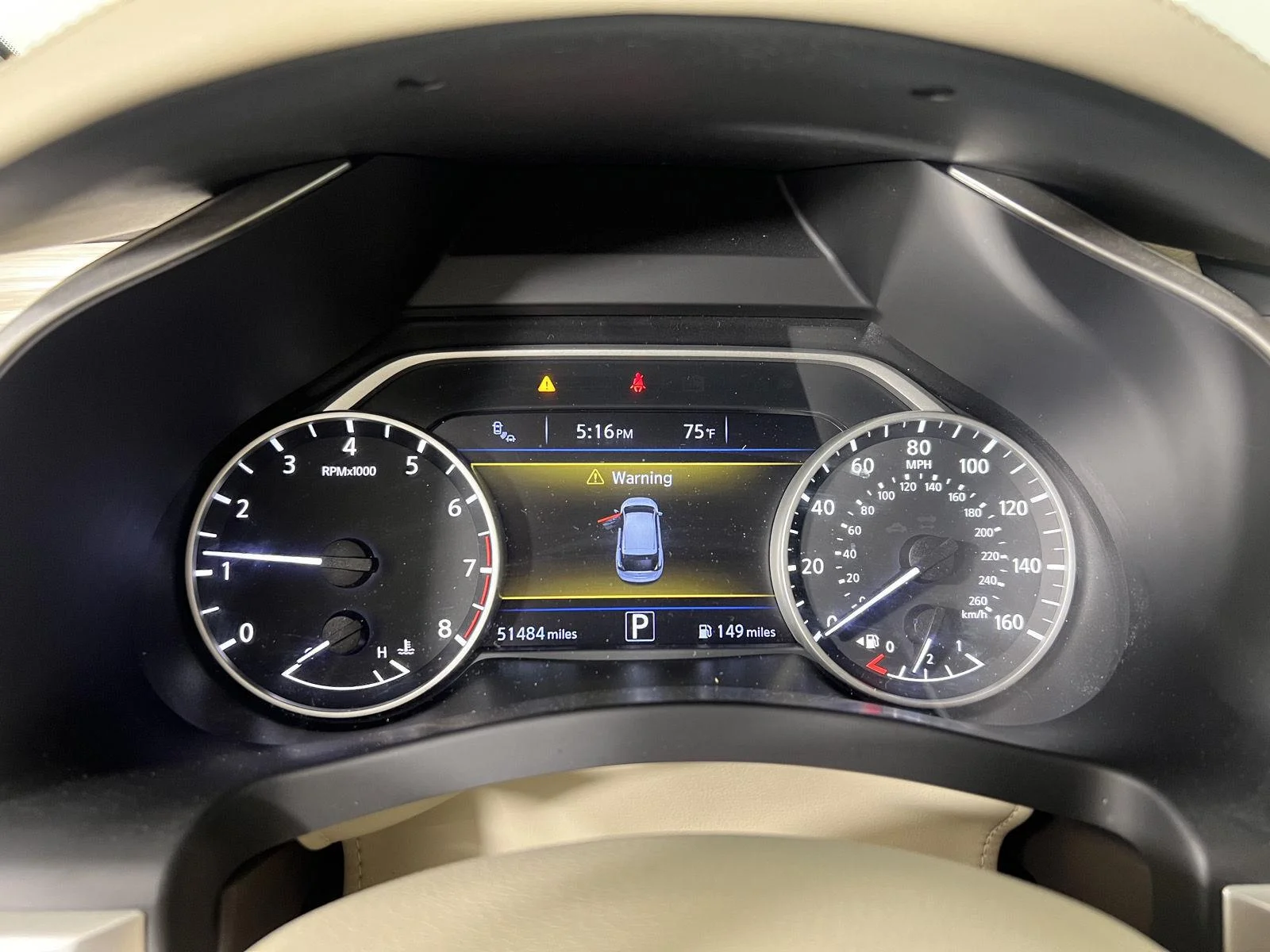 Used 2018 Pearl White Nissan SL image 18
