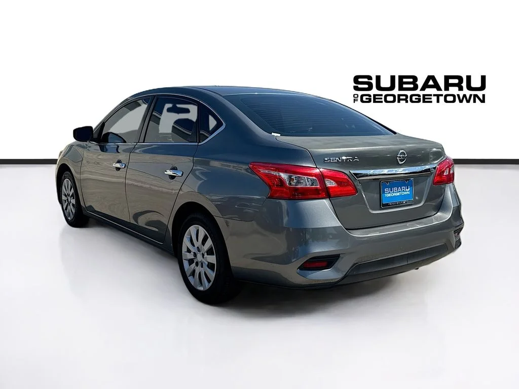 Used 2018 Gray Nissan S image 5