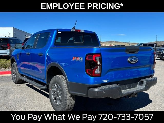 New 2025 Blue Ford XLT image 3