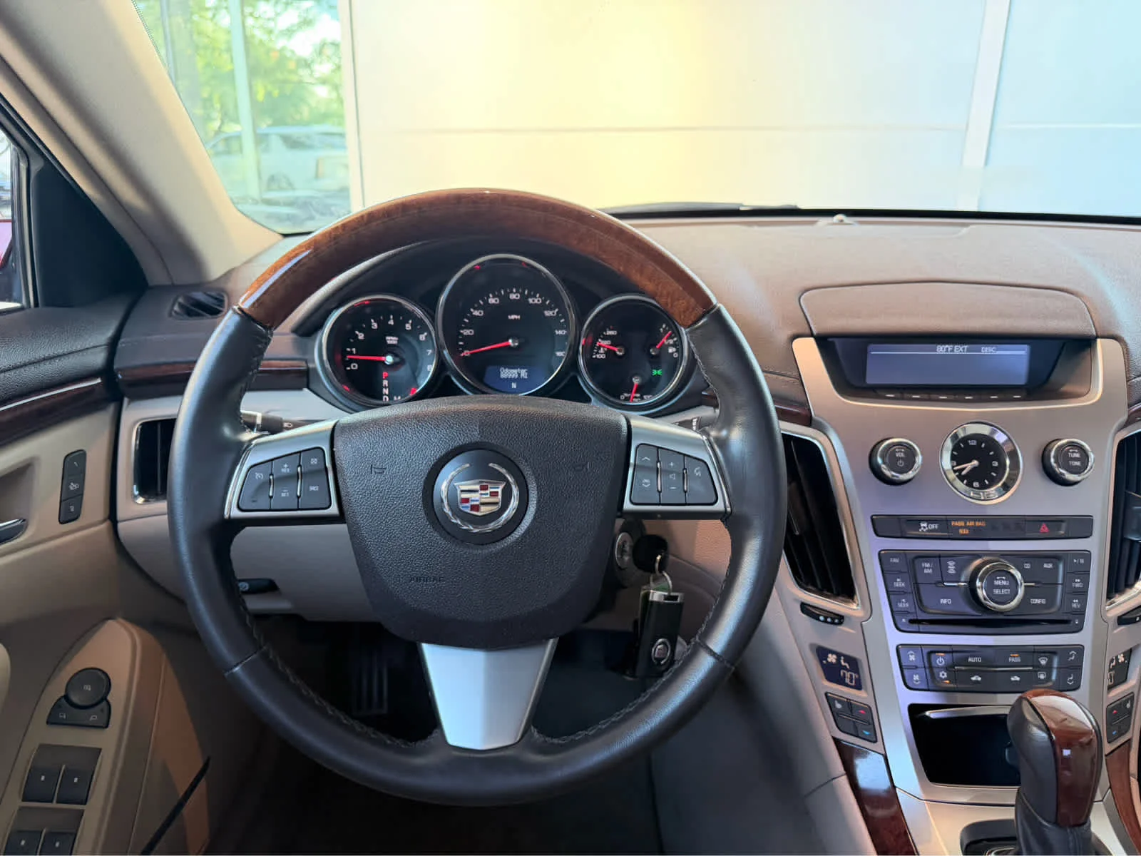 Used 2011 CRYSTAL RED TINTCOAT Cadillac Luxury image 25