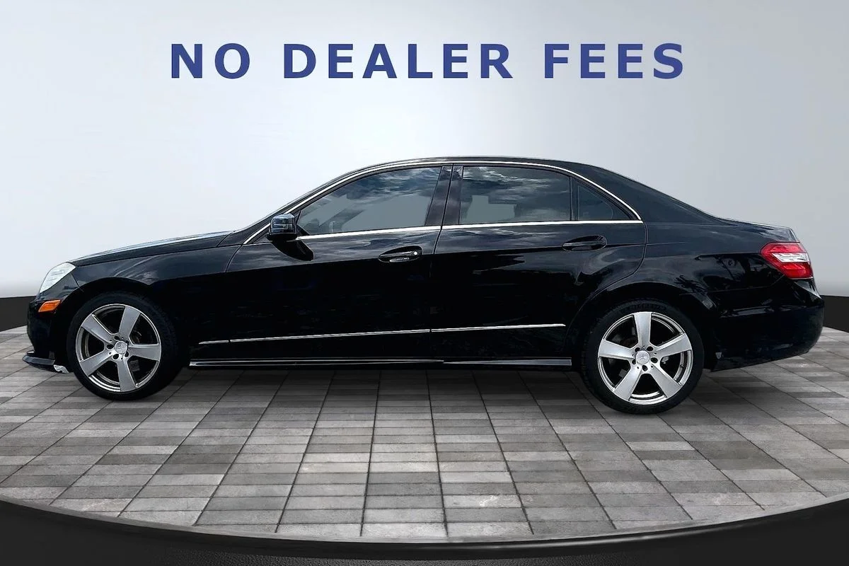 Used 2010 Black Mercedes-Benz  image 29