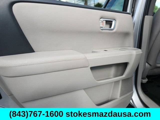 Used 2014 Silver Honda EX-L image 14