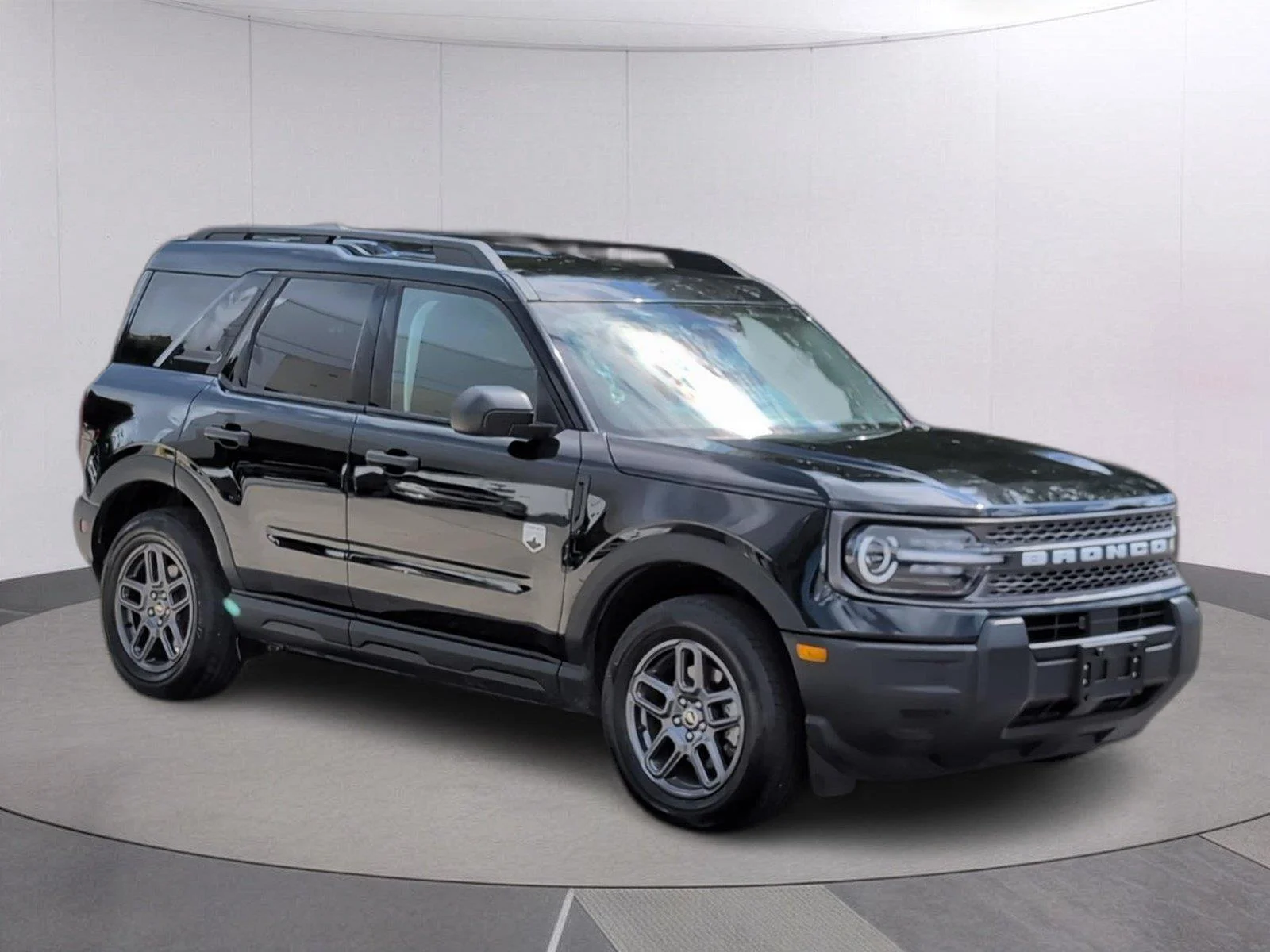 Used 2025 Shadow Black Ford Big Bend image 8