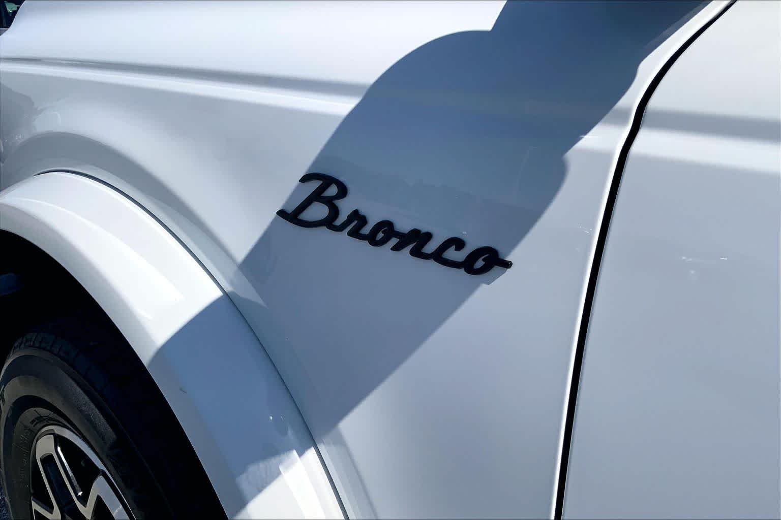Certified Used 2021 Oxford White Ford Outer Banks image 10