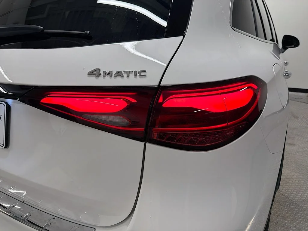 New 2026  Mercedes-Benz GLC 300 image 32
