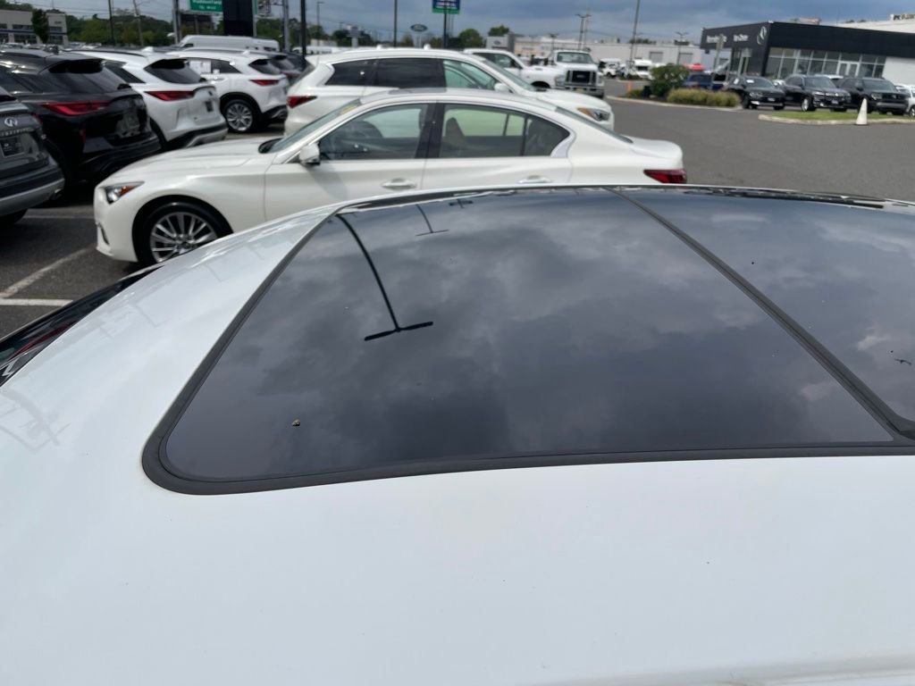 Used 2017 Summit White Chevrolet LT image 4