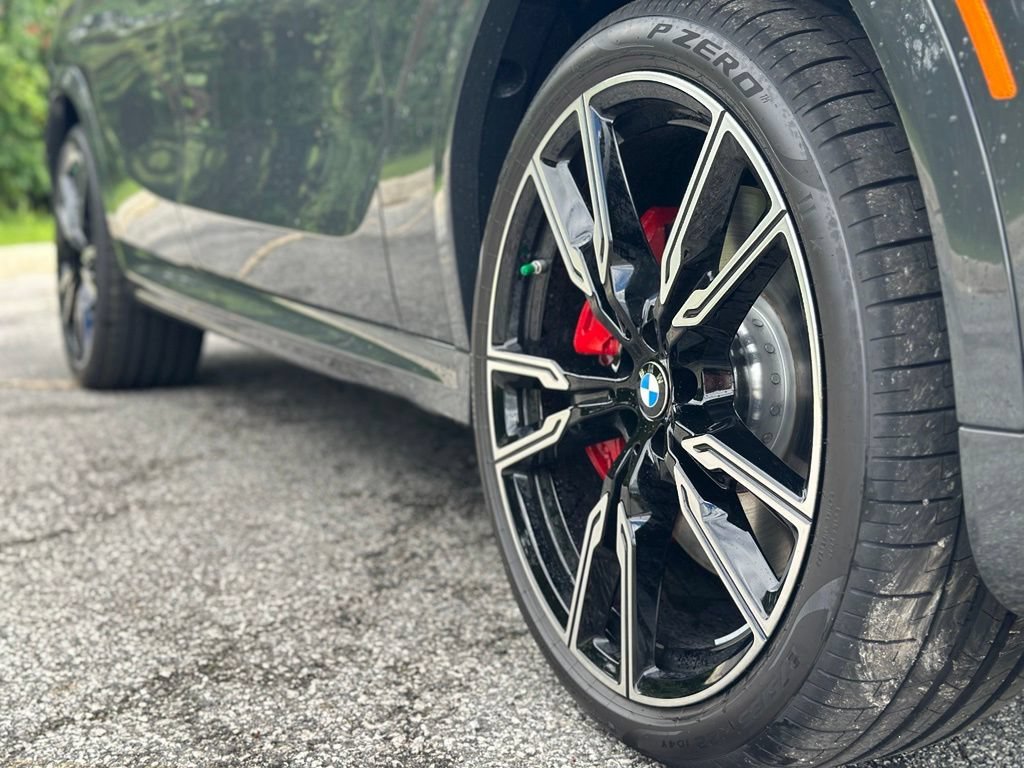 New 2027 Dravit Grey Metallic BMW M60i image 9