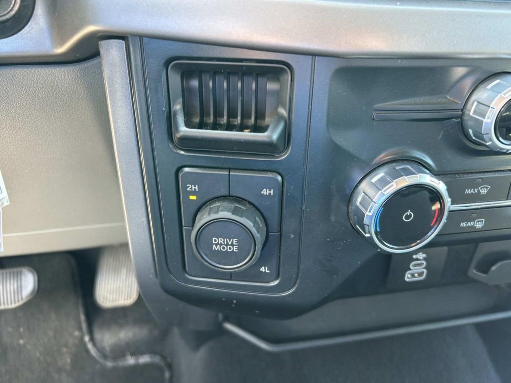 Used 2025 Carbonized Gray Ford XLT image 27