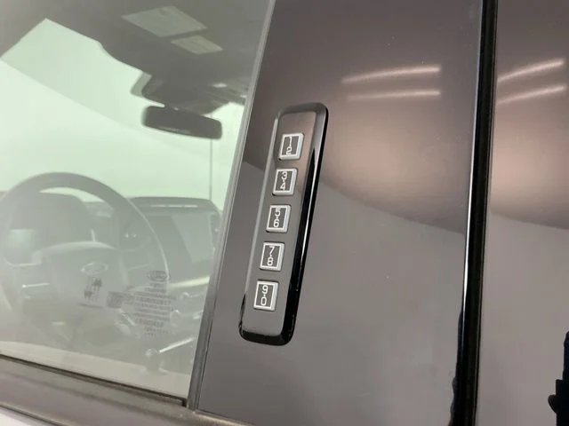 Certified Used 2023  Ford Lariat image 11