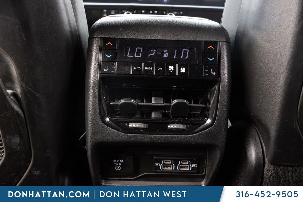 Used 2023 Gray Jeep Overland 4xe image 17