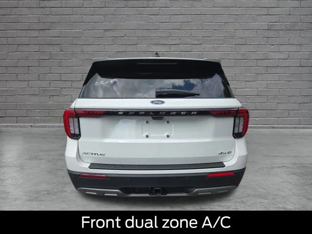 New 2026 Star White Metallic Tri-Coat Ford Active image 6