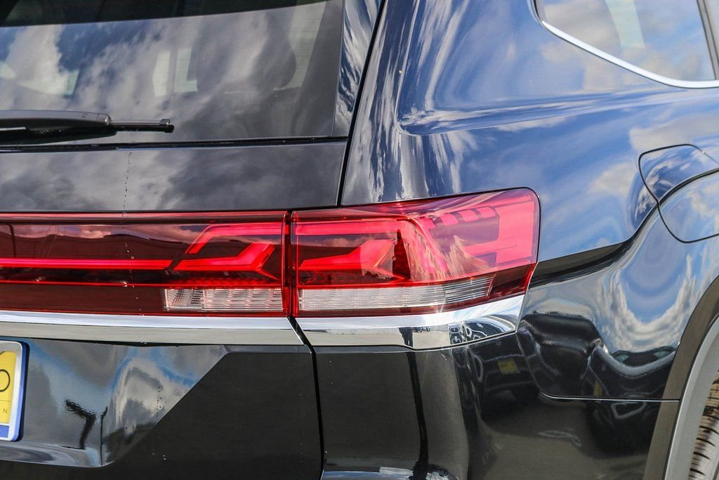 2026 Volkswagen Atlas SE w/Tech - Photo 10