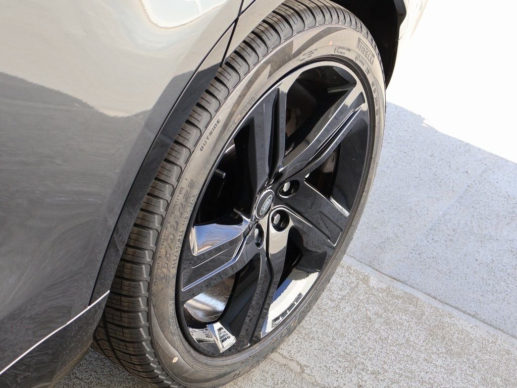 2025 Land Rover Discovery Dynamic SE - Photo 42