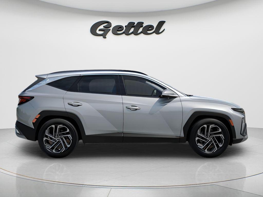 New 2026 Silver Hyundai SEL Plus FWD image 4