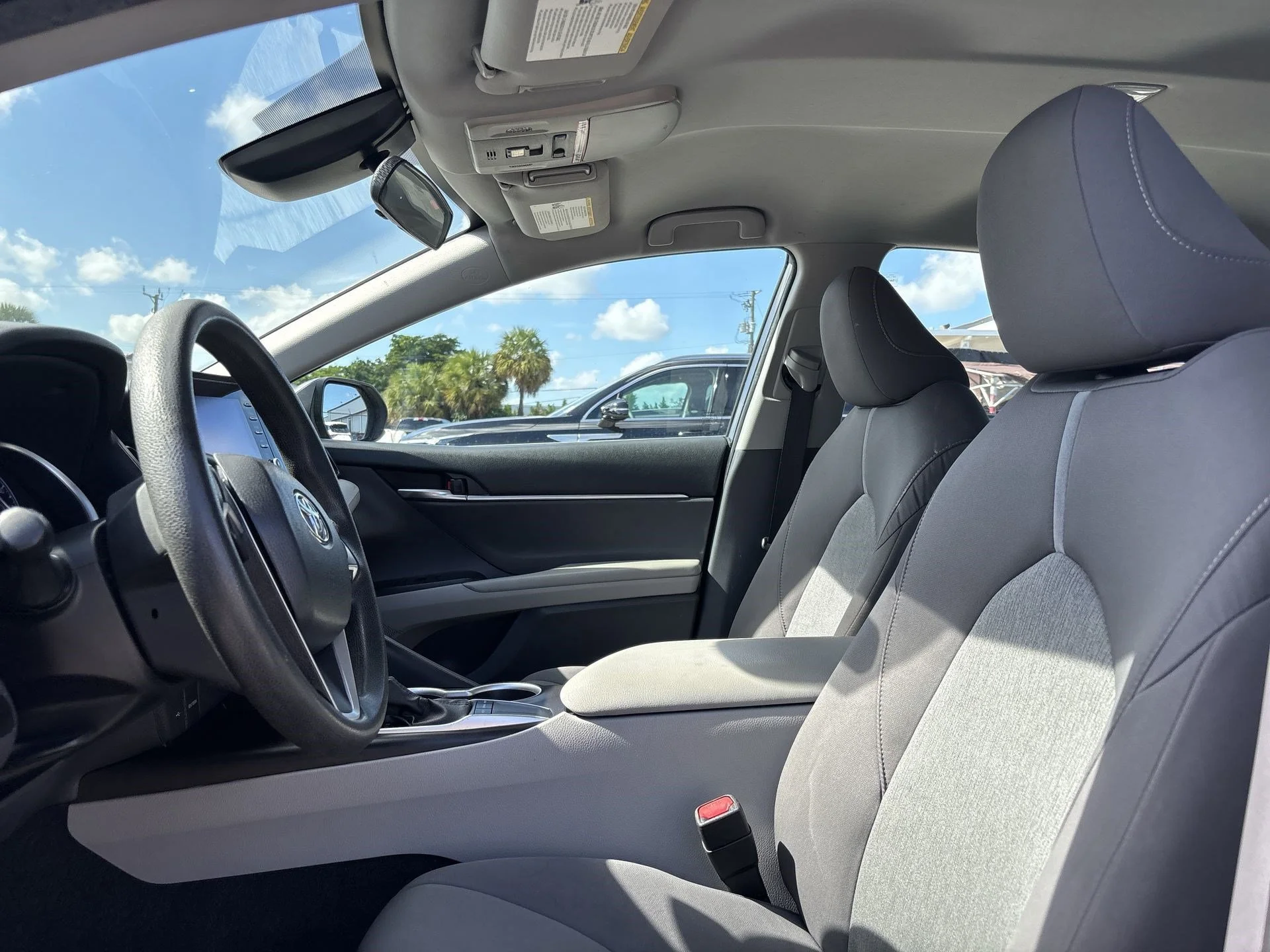 Used 2022 Predawn Gray Mica Toyota LE image 13