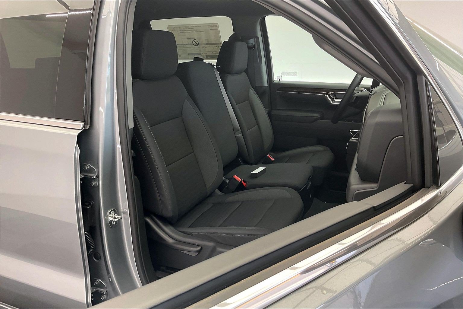 2026 GMC Sierra 1500 SLE - Photo 9