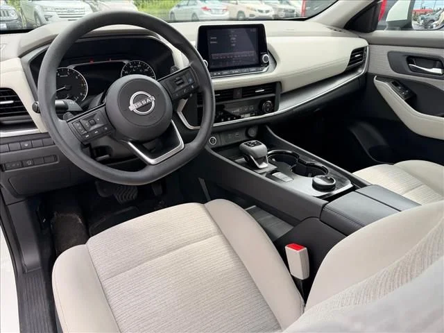 Used 2023 White Nissan SV image 7