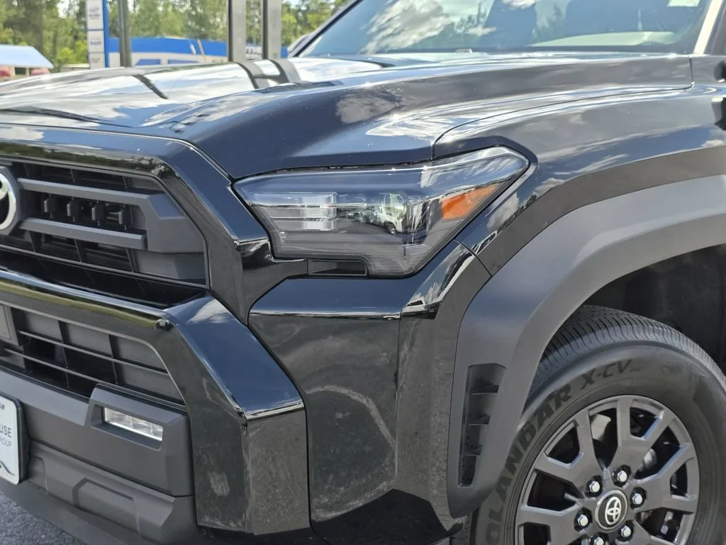 Used 2025 Black Toyota SR5 image 10