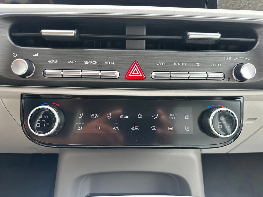 New 2026 Abyss Black Pearl Hyundai Blue SEL Premium image 22