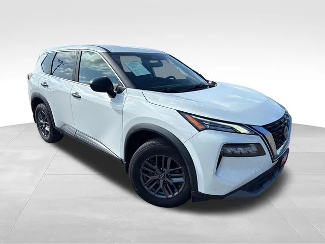 2023 Nissan Rogue S FWD's photo