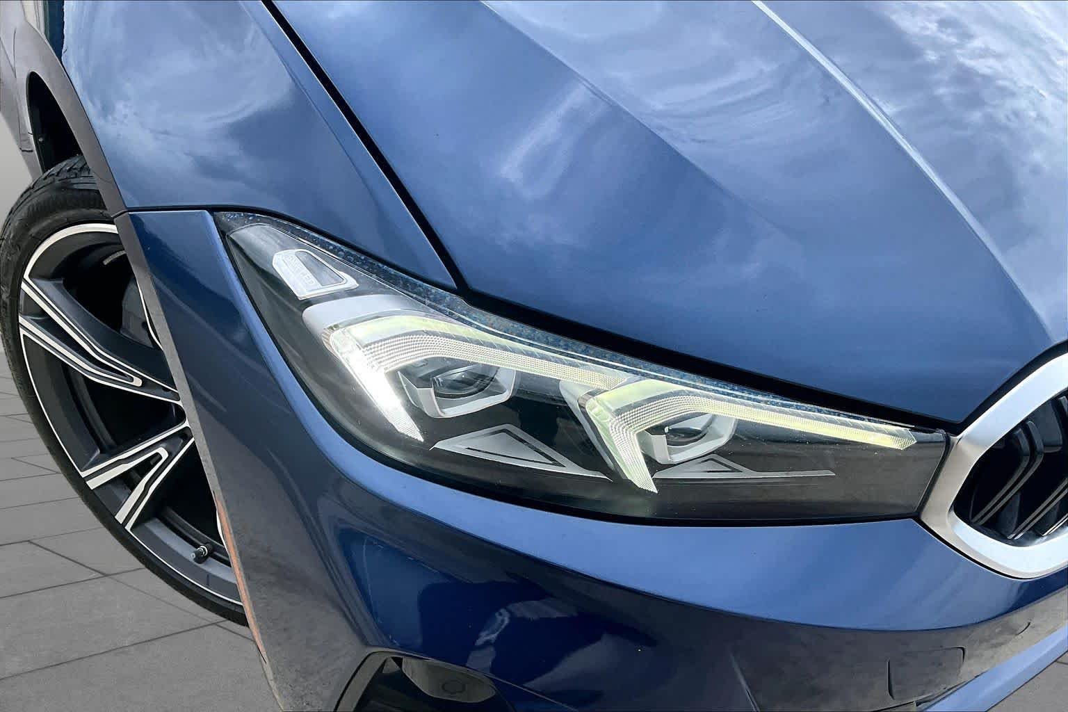 Used 2023 Phytonic Blue Metallic BMW 330i image 26