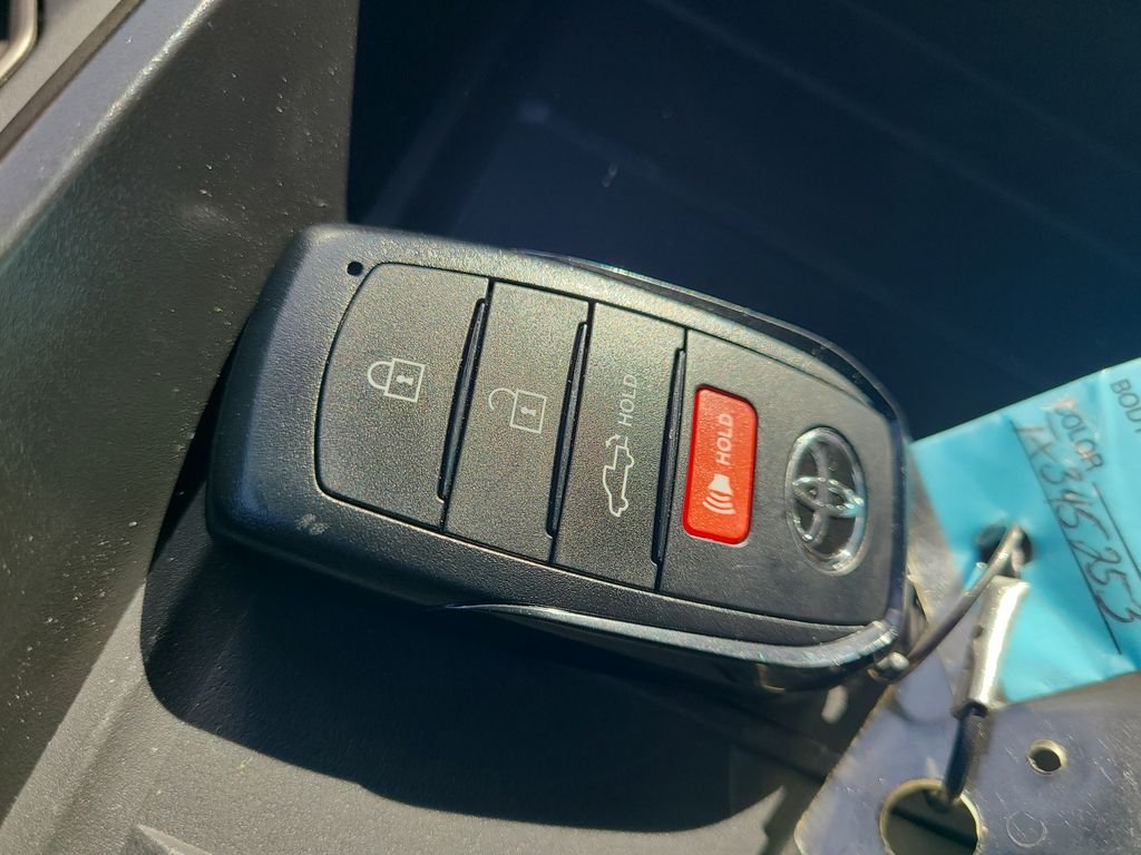 2026 Toyota Tundra Limited - Photo 24