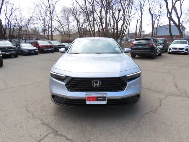 New 2026 Solar Silver Metallic Honda LX image 6