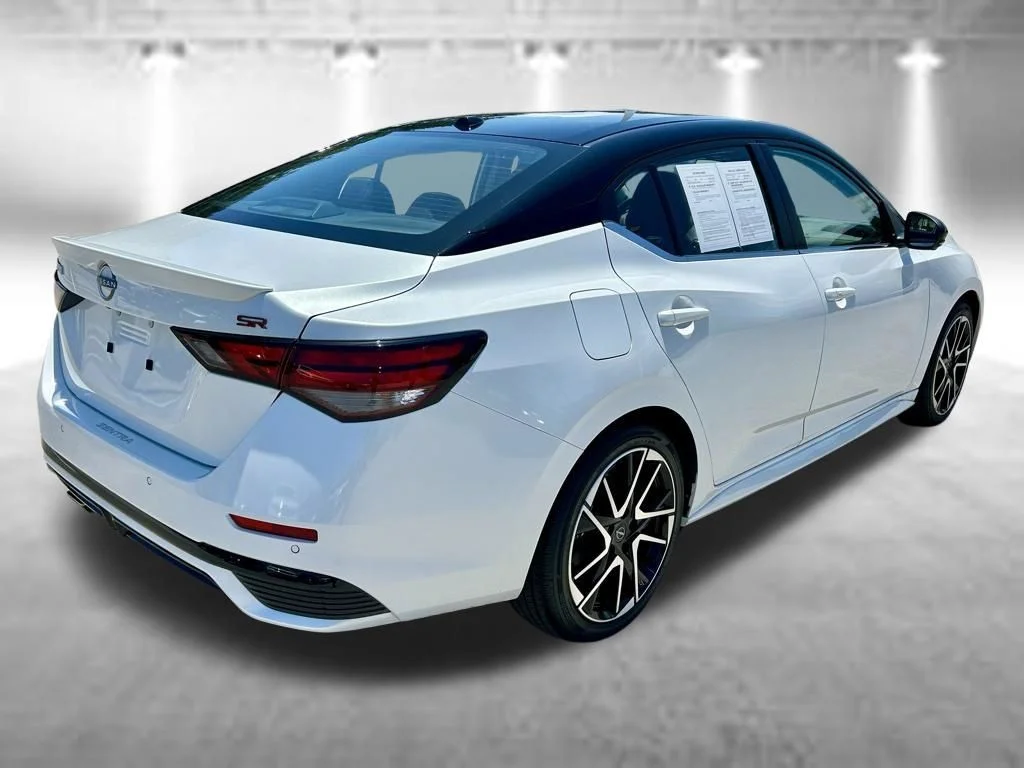2025 Nissan Sentra SR - Photo 6