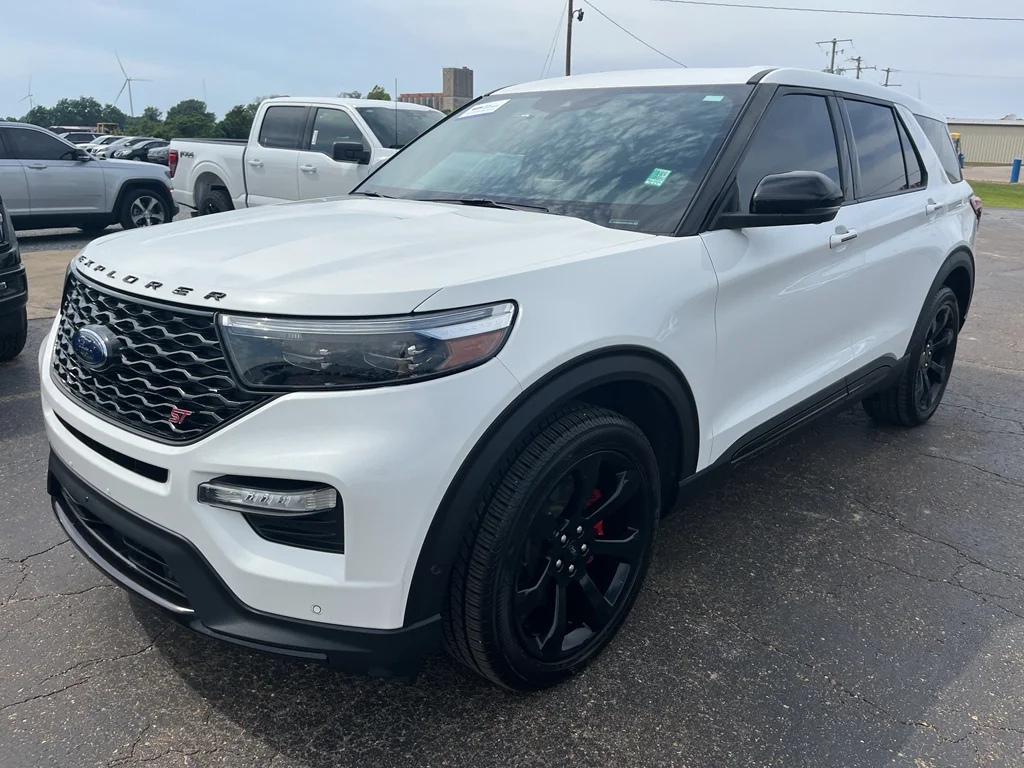 2021 Ford Explorer ST 4WD's photo