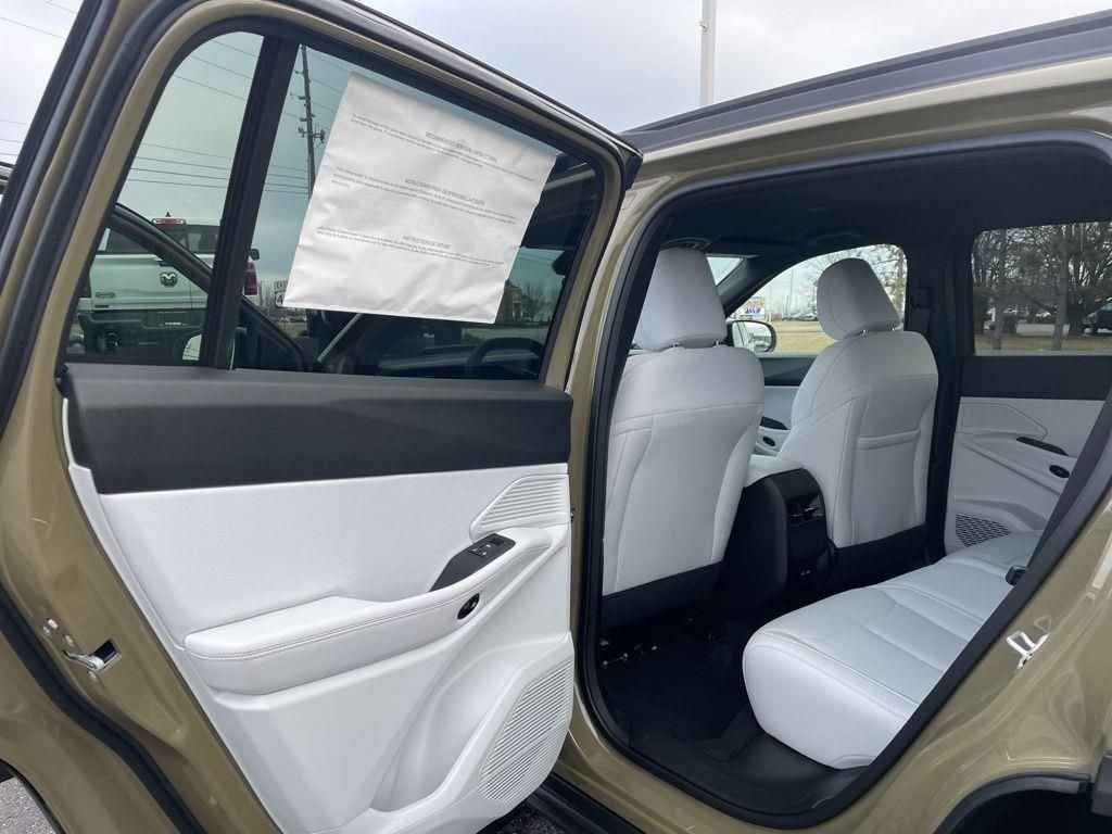 New 2026 41 Jeep Laredo image 28