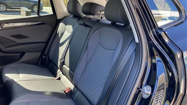 New 2026 Black Volkswagen 2.0T SE image 22