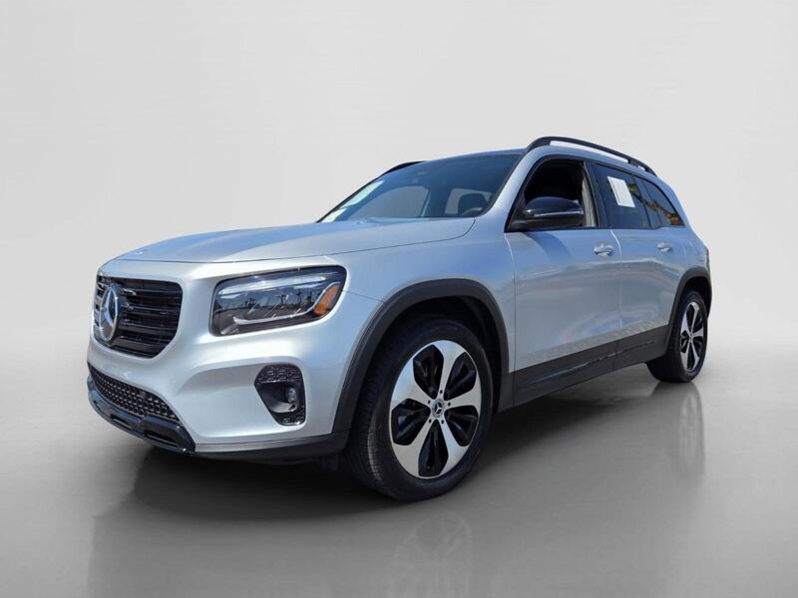 Certified Used 2026 Cirrus Silver Metallic Mercedes-Benz GLB 250 image 8