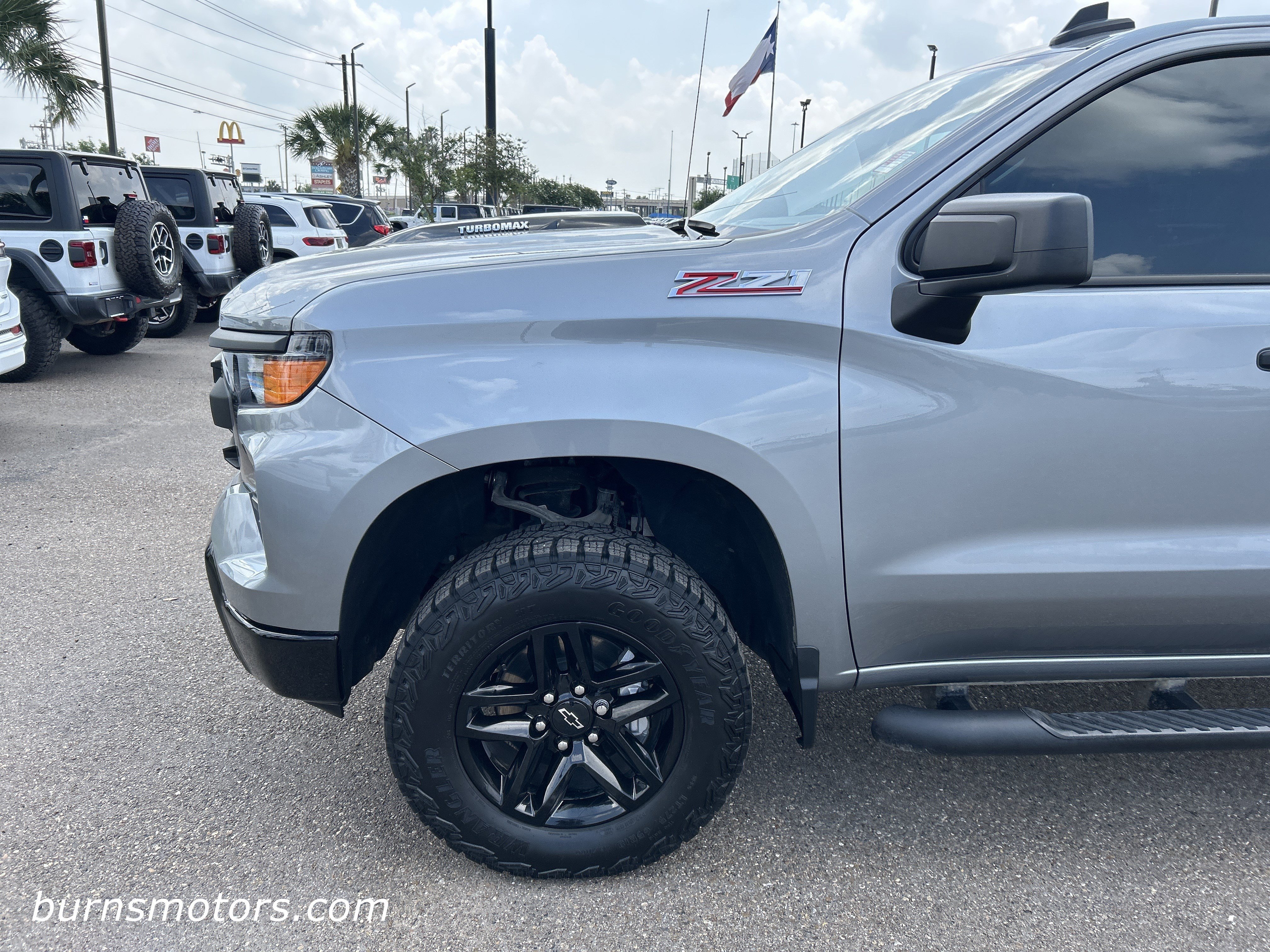 Used 2026 Sterling Gray Chevrolet Custom Trail Boss Z71 image 4