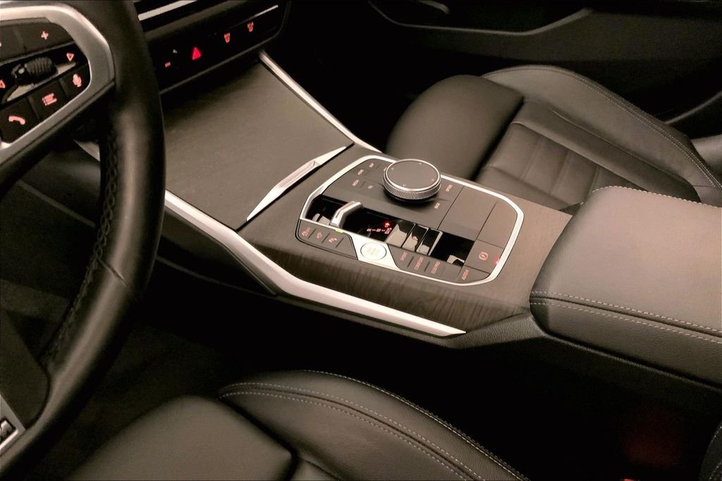Used 2023 Black Sapphire Metallic BMW  image 22